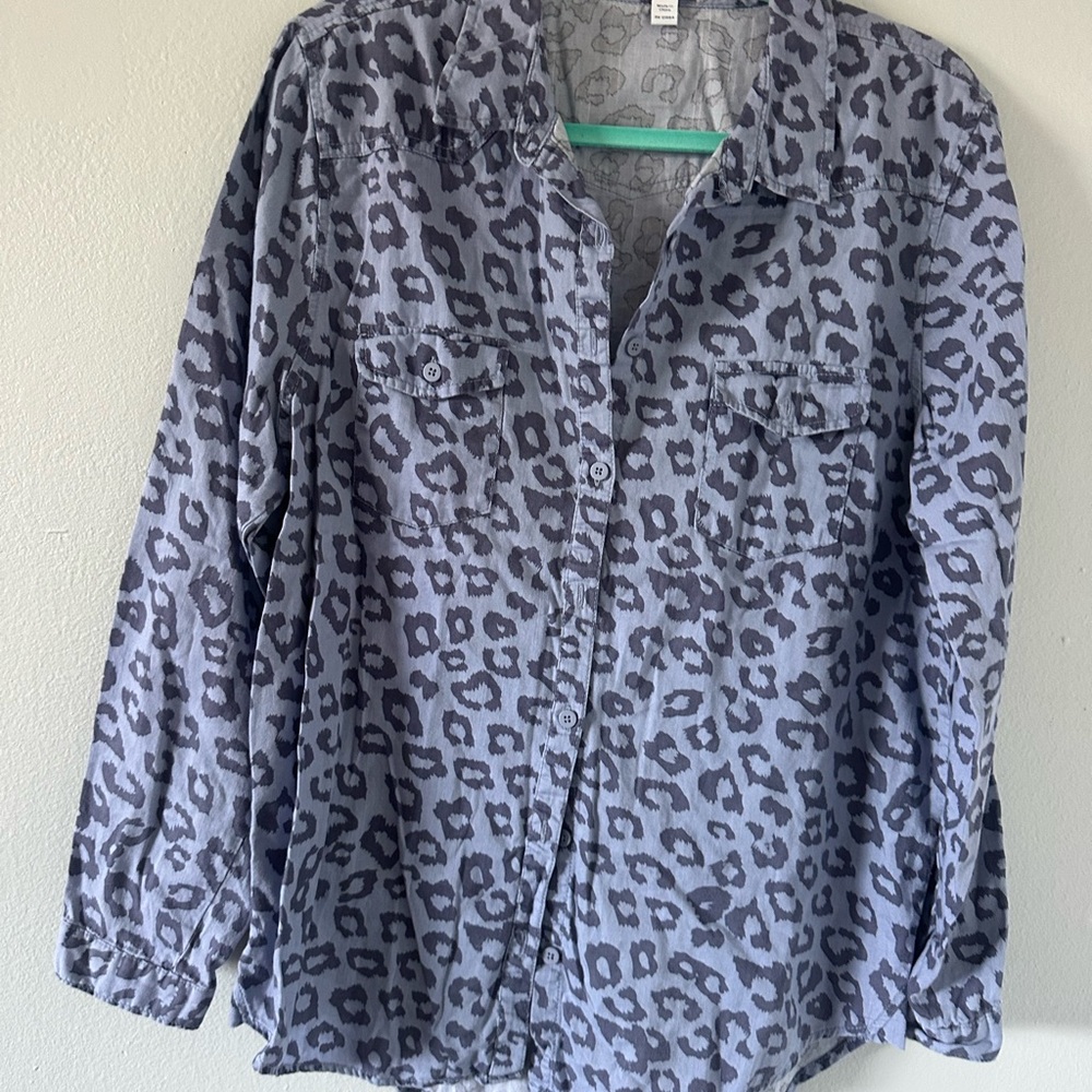 Cotton On Gray Animal Print Shirt